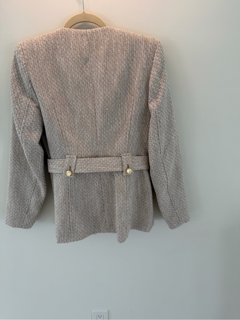 Zara Textured Belted Blazer in Cream - Picture 7 of 9